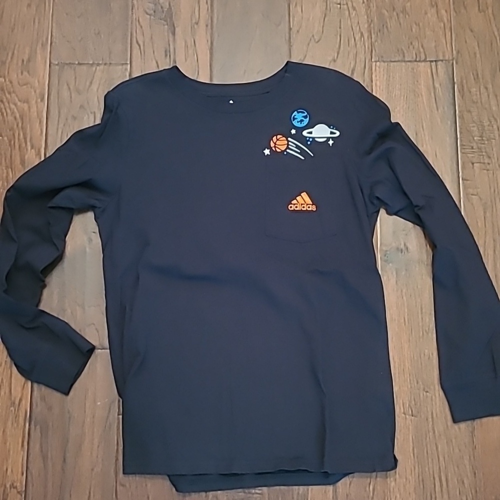 Adidas boy's long-sleeved Tshirt size Large 14/16